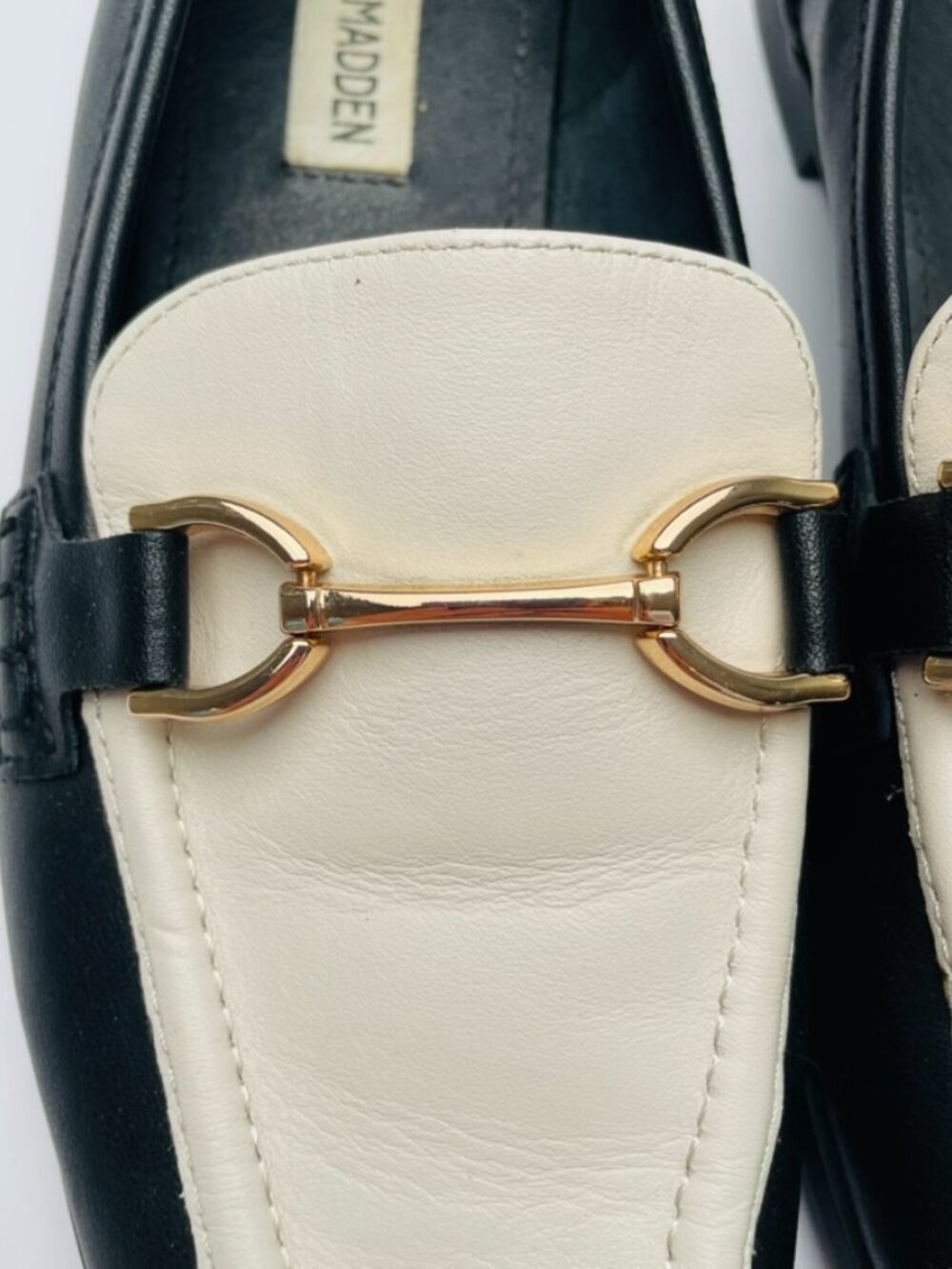 Steve Madden Carrine Black Cream Leather Two Tone Bit Loafers Womens 8.5 M - Picture 4 of 7